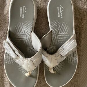 Clarks Women's Sandals - White and Gray